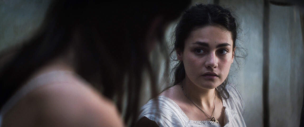 Glasshouse (review) Cinerama Film