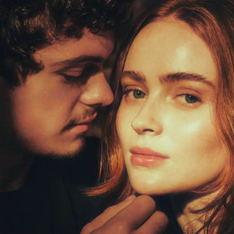 Romeo & Juliet Noah Jupe and Sadie Sink